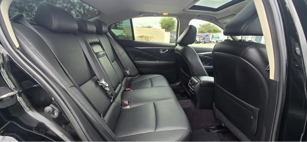 Infiniti Q50 Base AWD 2015