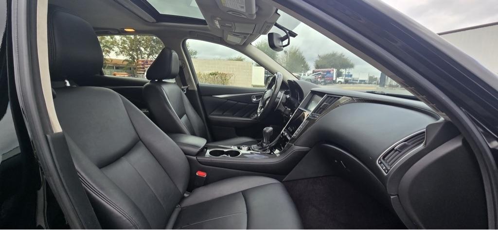 Infiniti Q50 Base AWD 2015