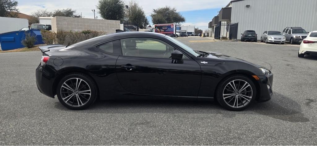 Scion FR-S 6MT 2015