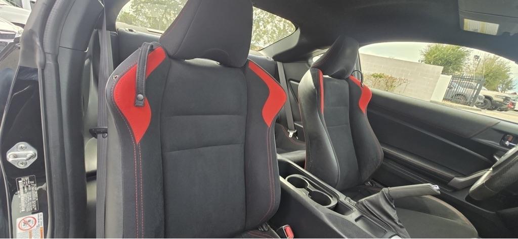 Scion FR-S 6MT 2015