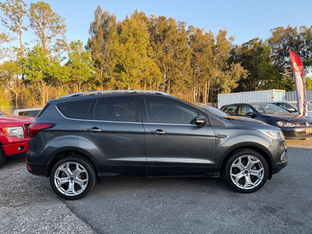 Ford Escape Titanium 4WD 2019