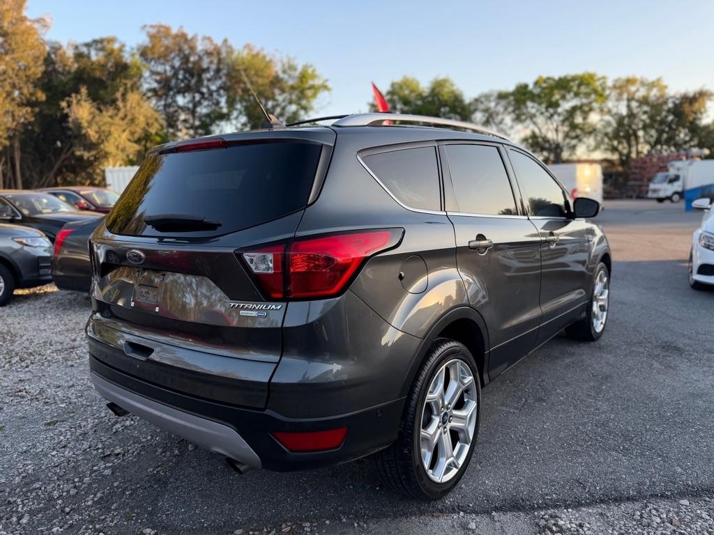 Ford Escape Titanium 4WD 2019