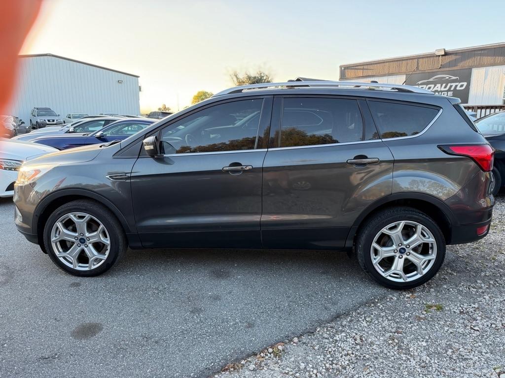 Ford Escape Titanium 4WD 2019