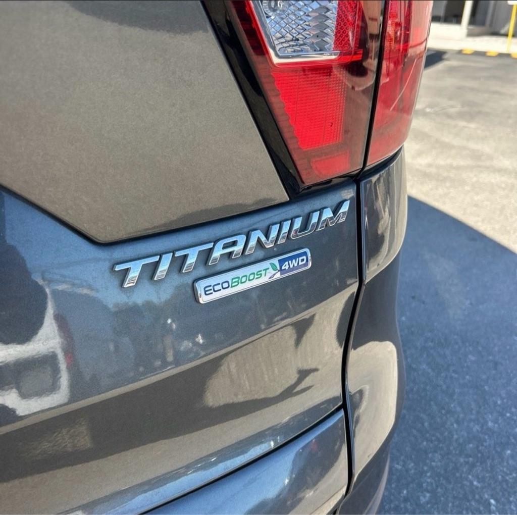 Ford Escape Titanium 4WD 2019