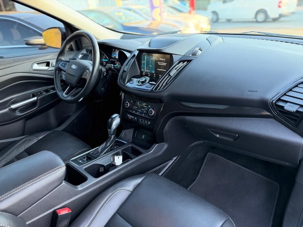 Ford Escape Titanium 4WD 2019