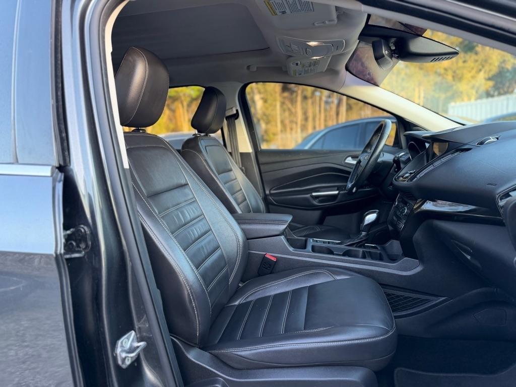 Ford Escape Titanium 4WD 2019