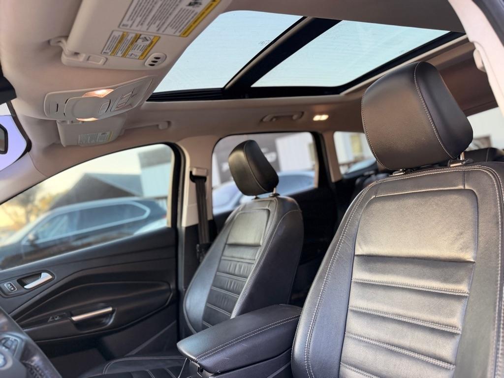 Ford Escape Titanium 4WD 2019