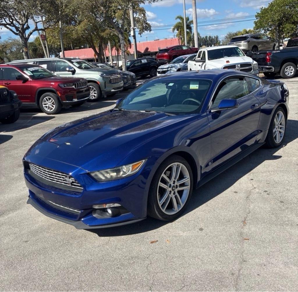 2016 Ford Mustang EcoBoost Premium