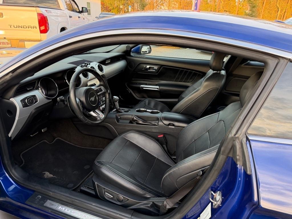 Ford Mustang EcoBoost Coupe 2016