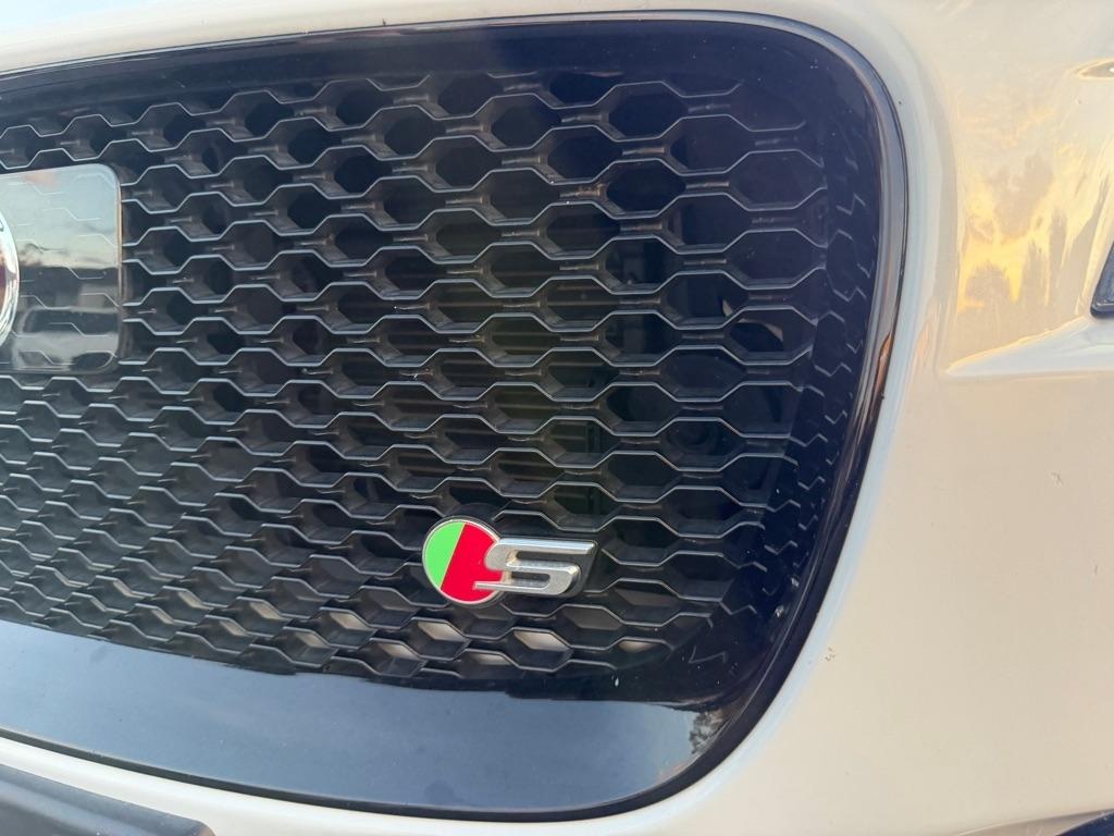 Jaguar F-Pace S 2017