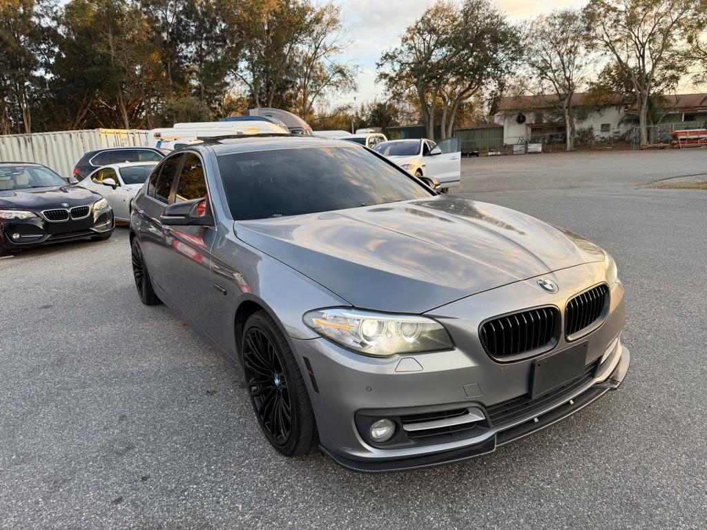 BMW 5-Series 528i xDrive 2015