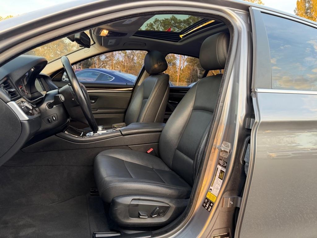 BMW 5-Series 528i xDrive 2015