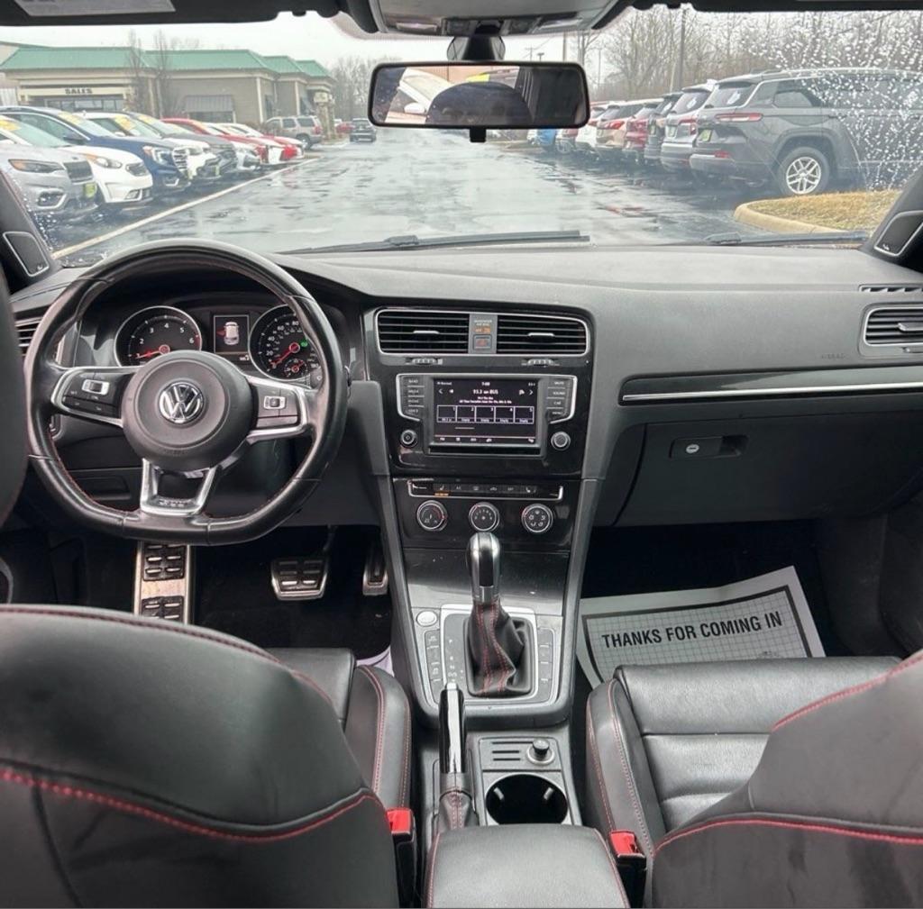 Volkswagen GTI S 6A 4-Door 2016