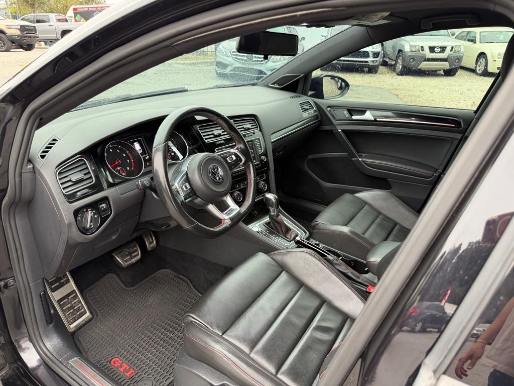 Volkswagen GTI S 6A 4-Door 2016