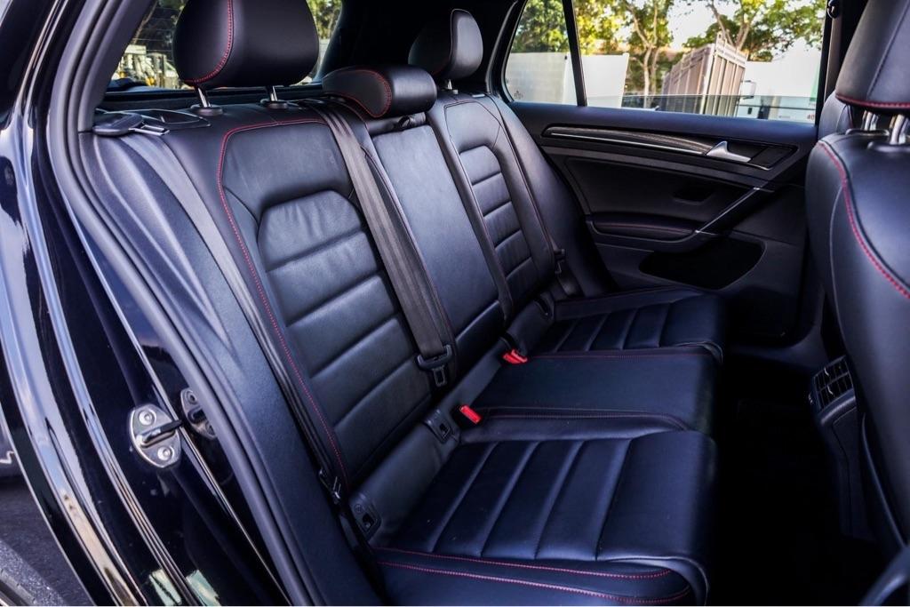 Volkswagen GTI S 6A 4-Door 2016