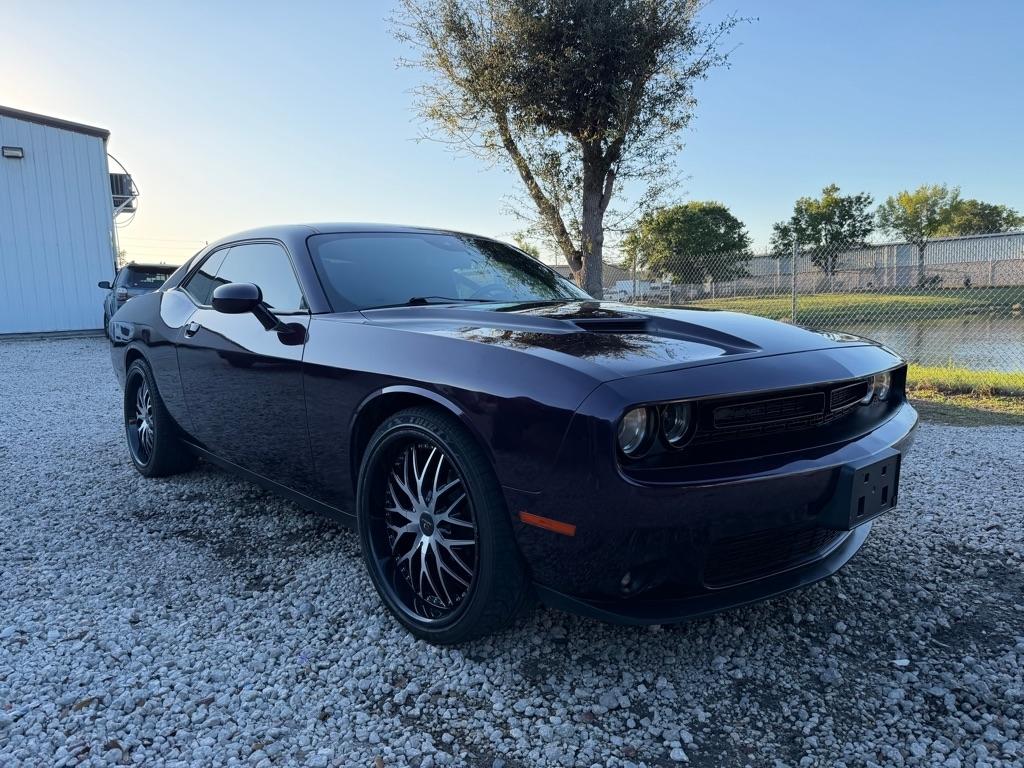 Dodge Challenger SXT 2021