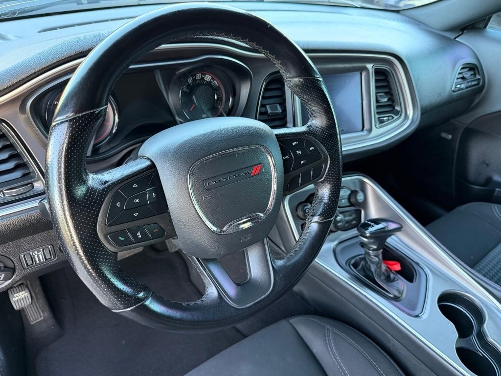 Dodge Challenger SXT 2021