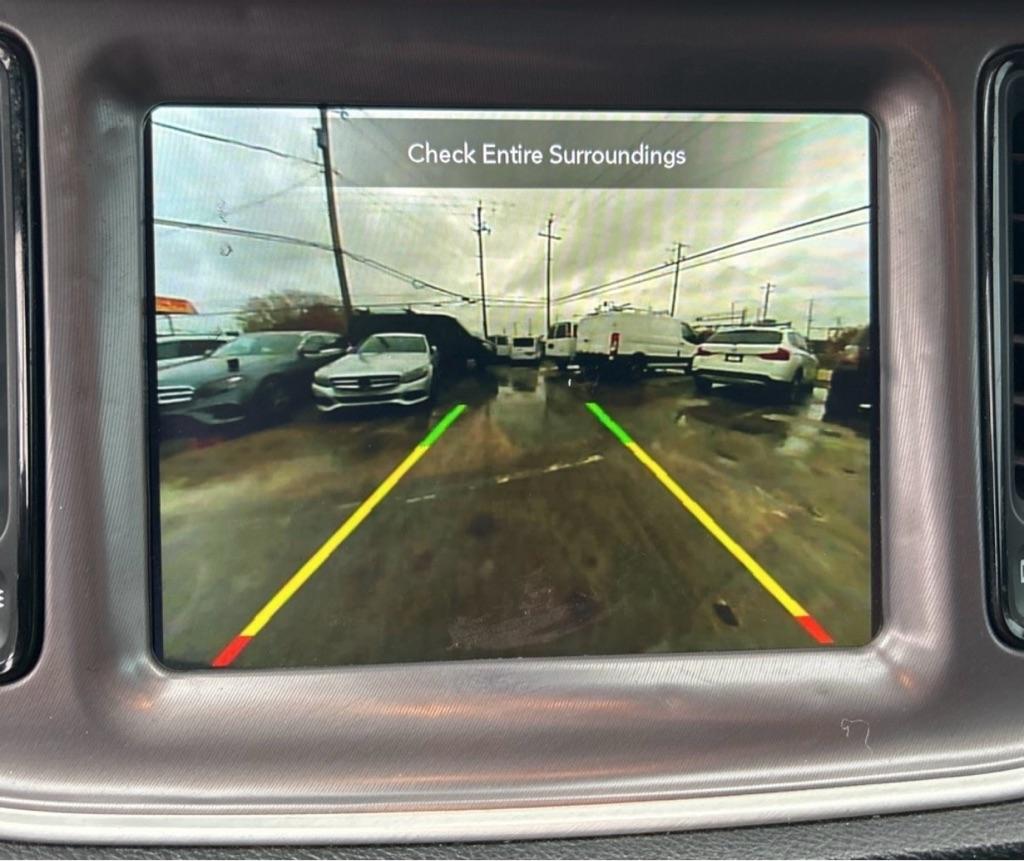 Dodge Challenger SXT 2021