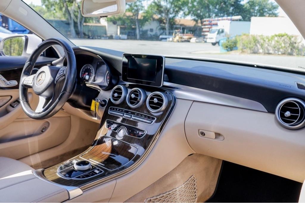 Mercedes-Benz C-Class C300 4MATIC Coupe 2017