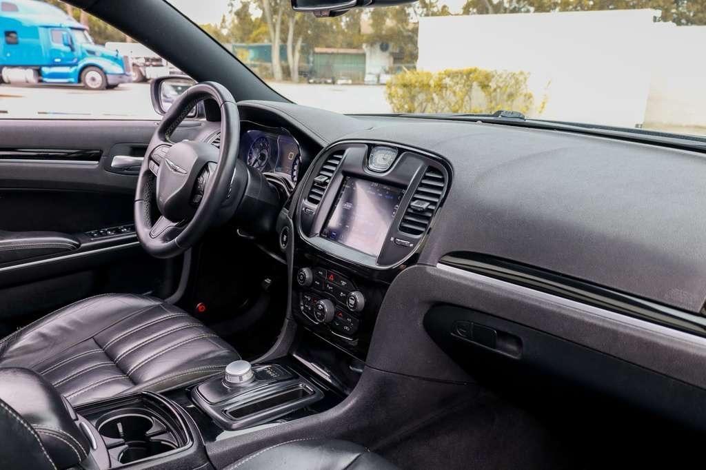Chrysler 300 S V6 RWD 2018