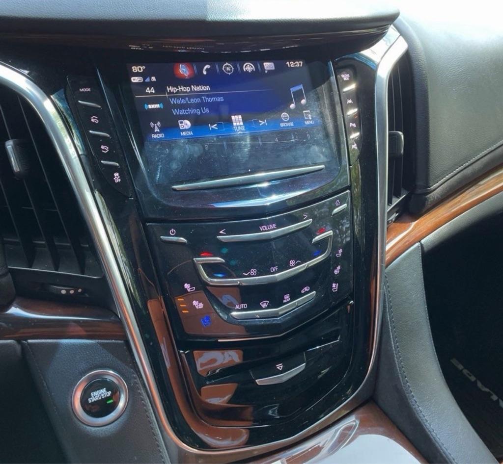 Cadillac Escalade ESV Premium 4WD 2018