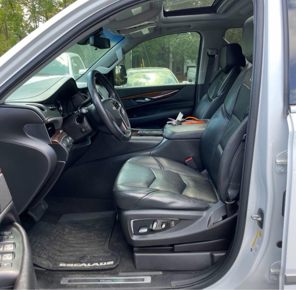 Cadillac Escalade ESV Premium 4WD 2018