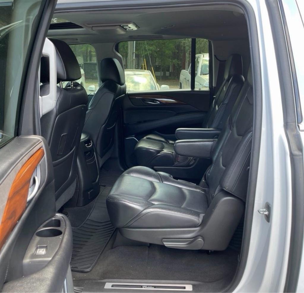Cadillac Escalade ESV Premium 4WD 2018