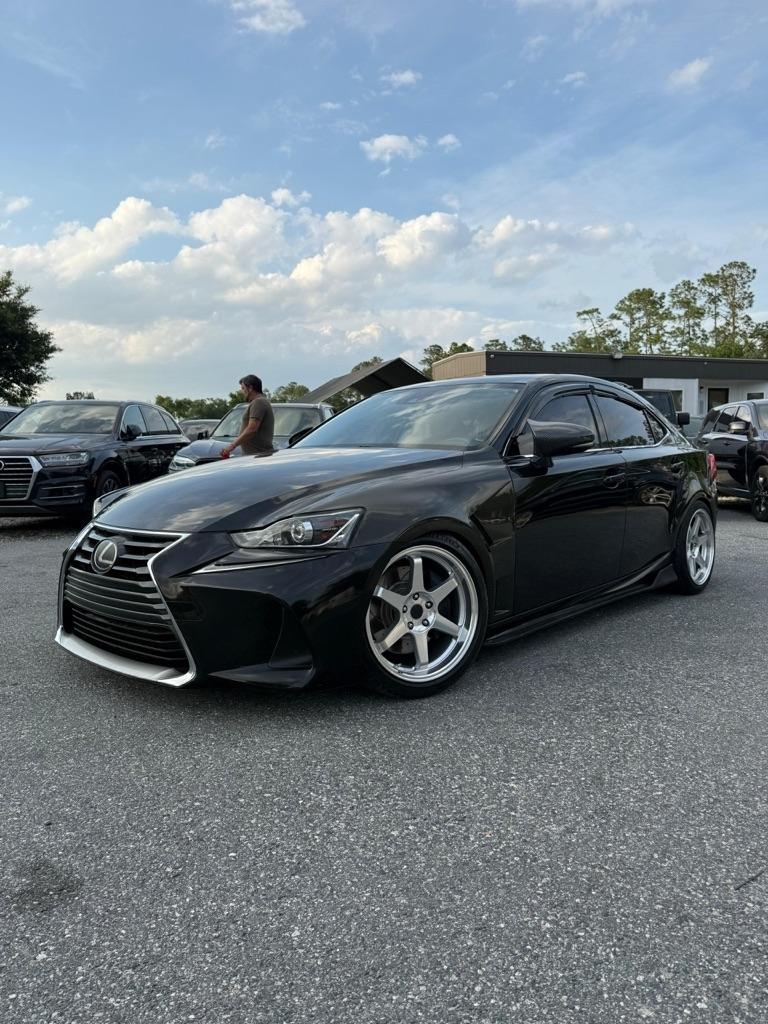 Lexus IS 300 AWD 2018