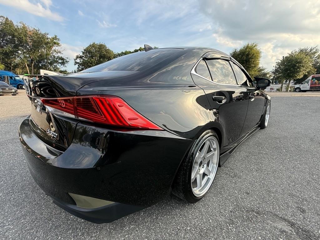 Lexus IS 300 AWD 2018
