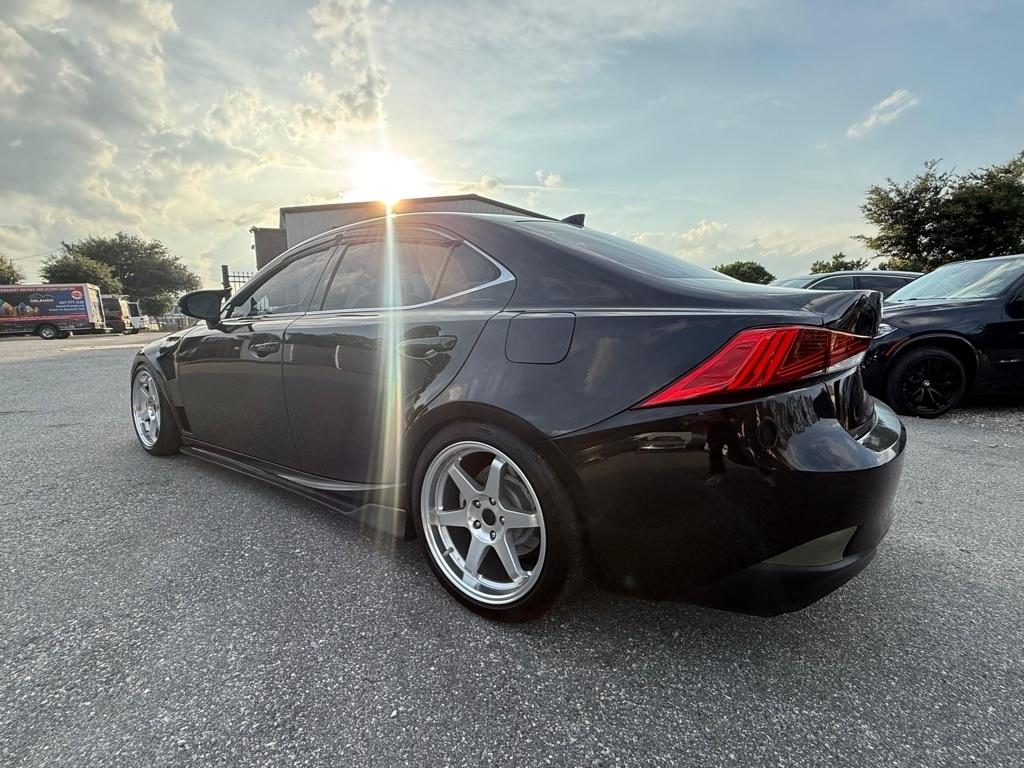 Lexus IS 300 AWD 2018