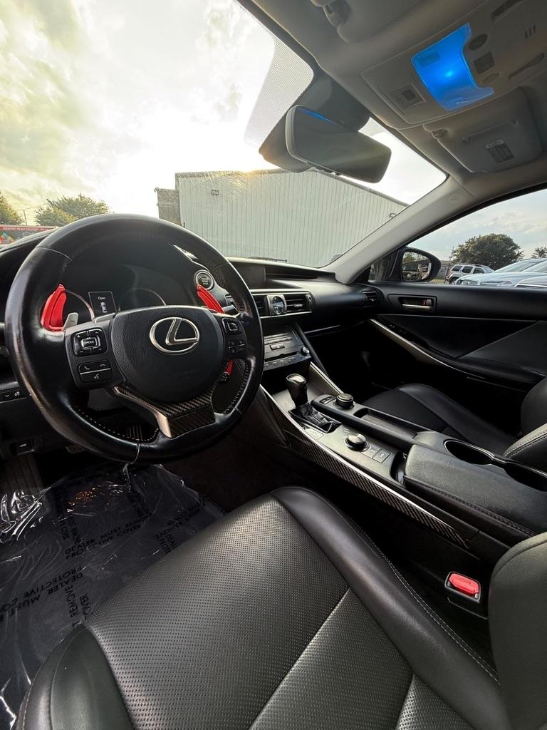 Lexus IS 300 AWD 2018