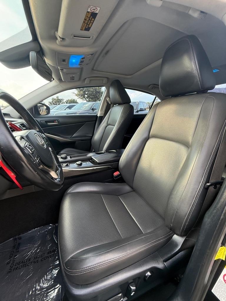 Lexus IS 300 AWD 2018