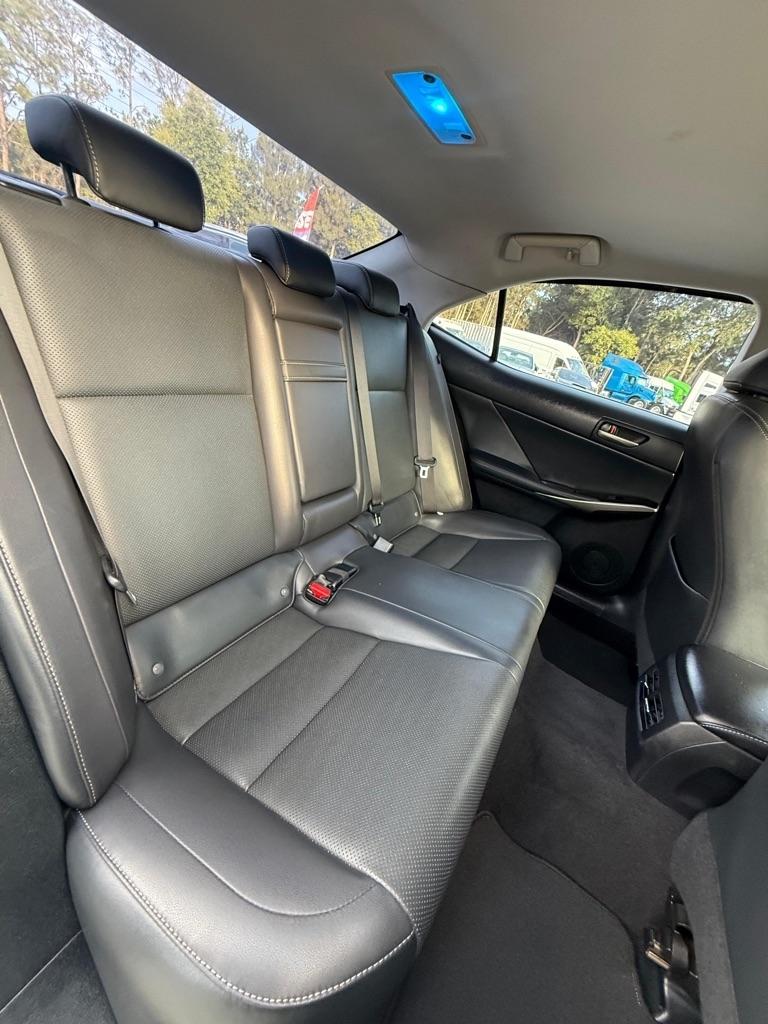 Lexus IS 300 AWD 2018