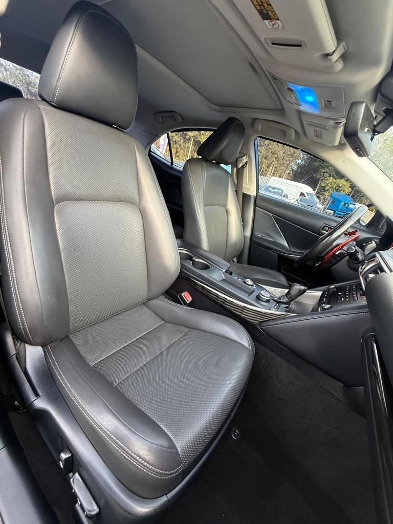 Lexus IS 300 AWD 2018