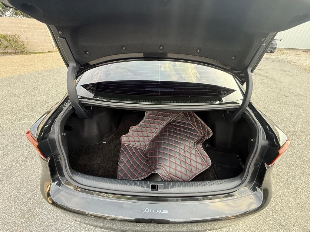 Lexus IS 300 AWD 2018