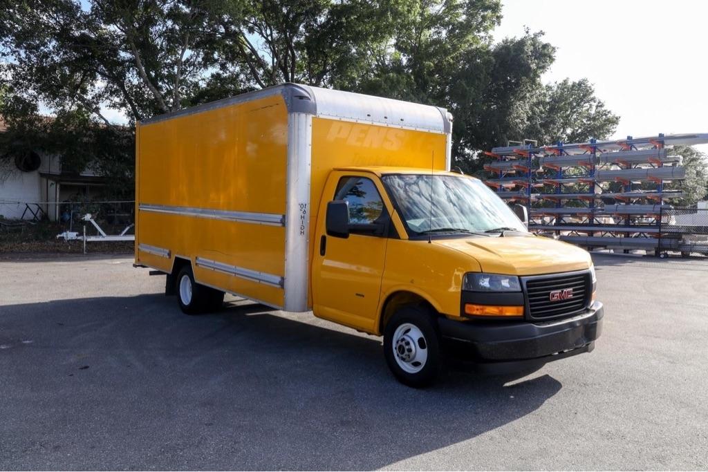 GMC Savana G3500 177 in. 2021