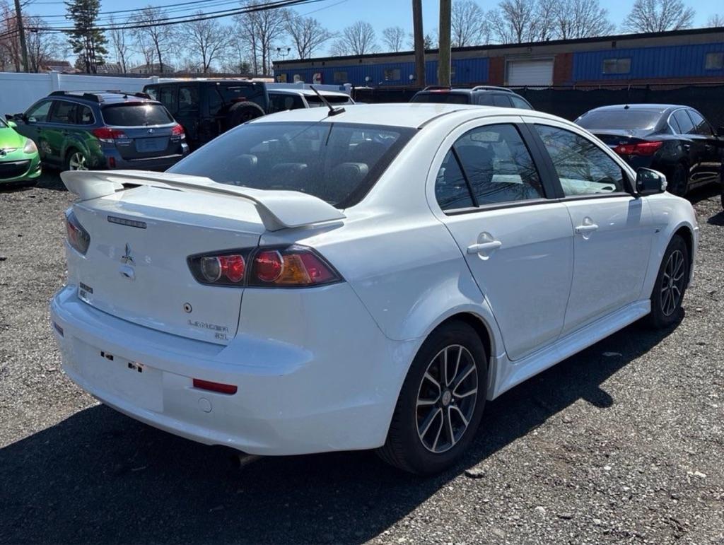 Mitsubishi Lancer ES AWD CVT 2016