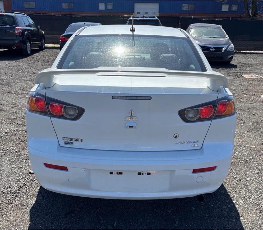 Mitsubishi Lancer ES AWD CVT 2016