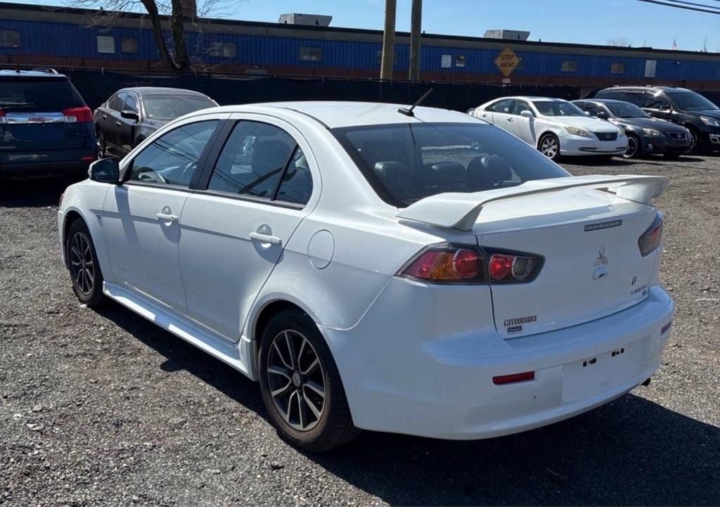 Mitsubishi Lancer ES AWD CVT 2016
