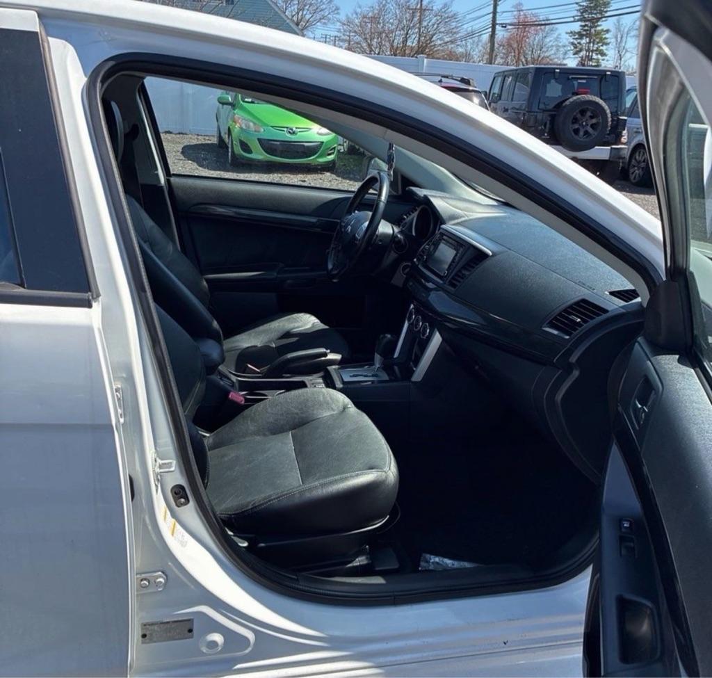 Mitsubishi Lancer ES AWD CVT 2016