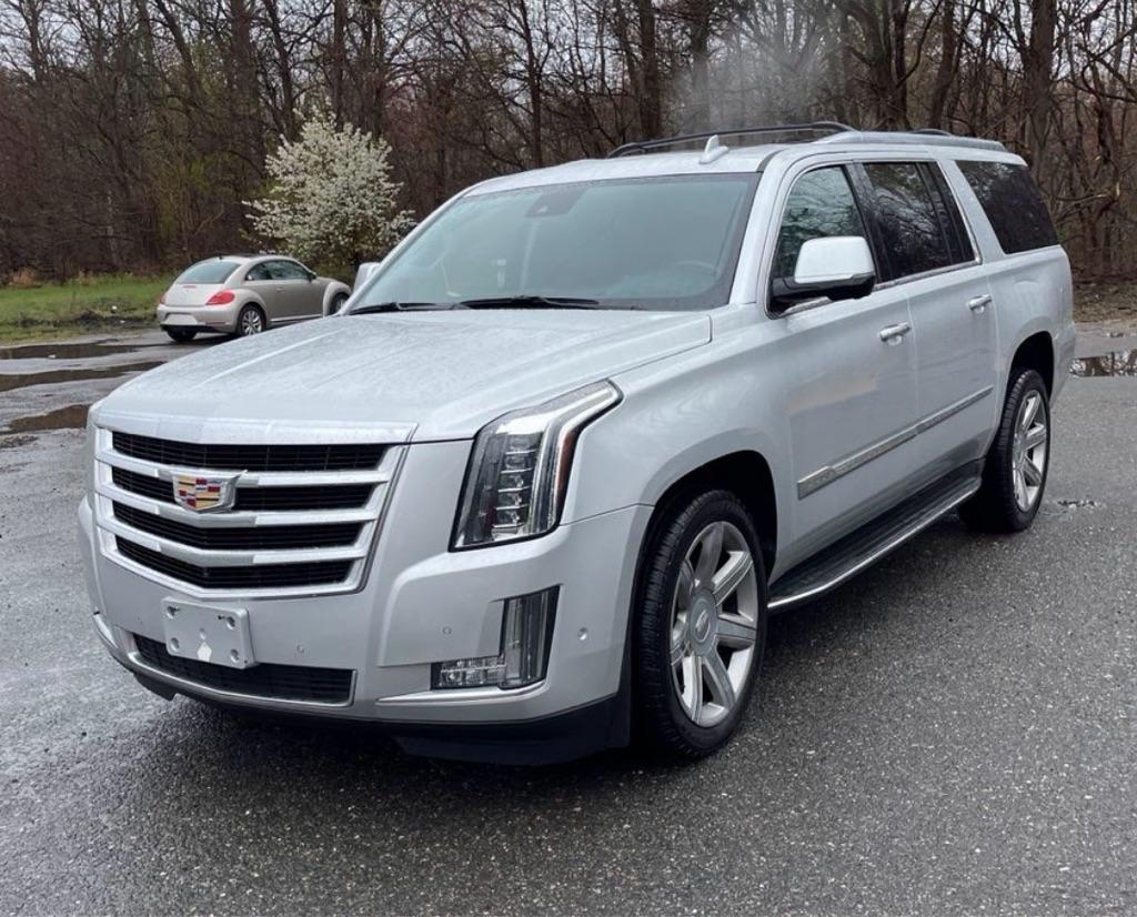 2017 Cadillac Escalade ESV Luxury 4WD