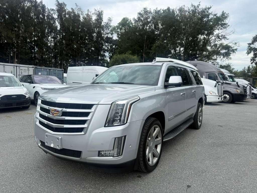 2017 Cadillac Escalade ESV Luxury 4WD