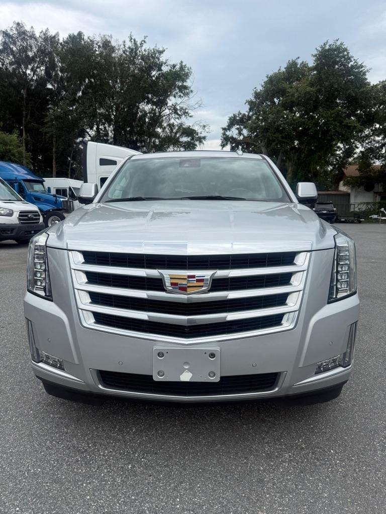 Cadillac Escalade ESV Luxury 4WD 2017