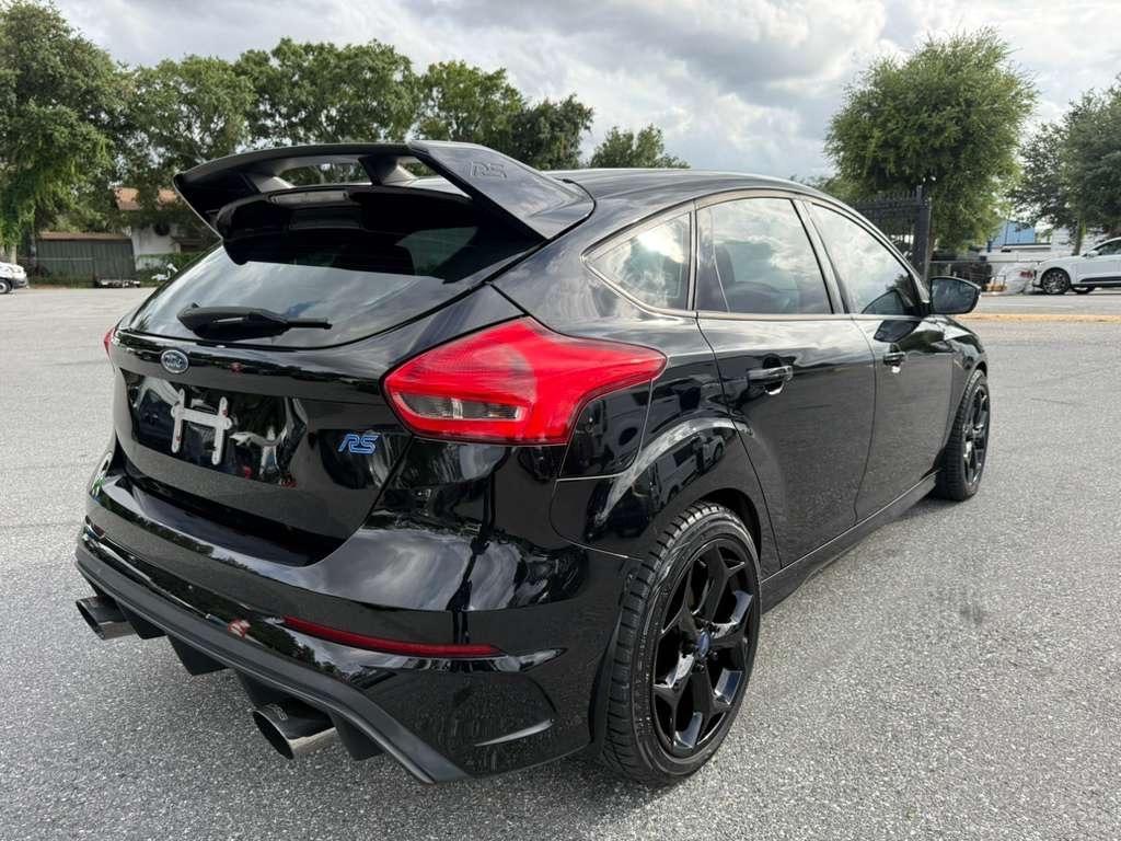 Ford Focus RS Hatch 2016