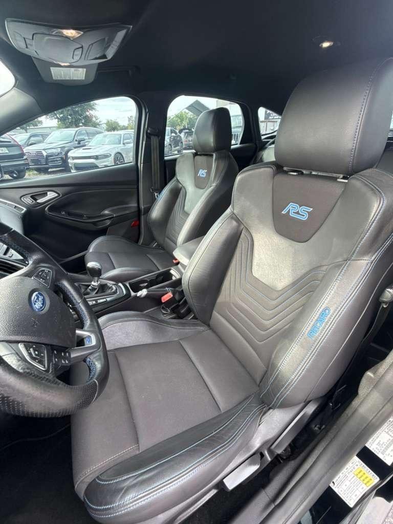 Ford Focus RS Hatch 2016