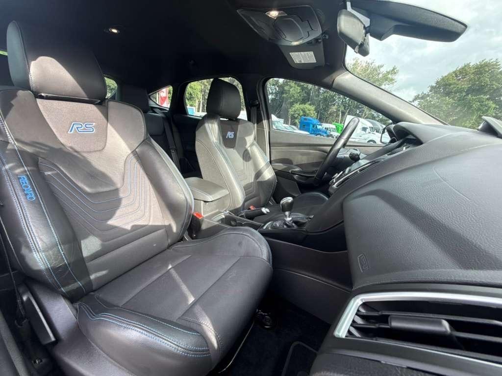 Ford Focus RS Hatch 2016