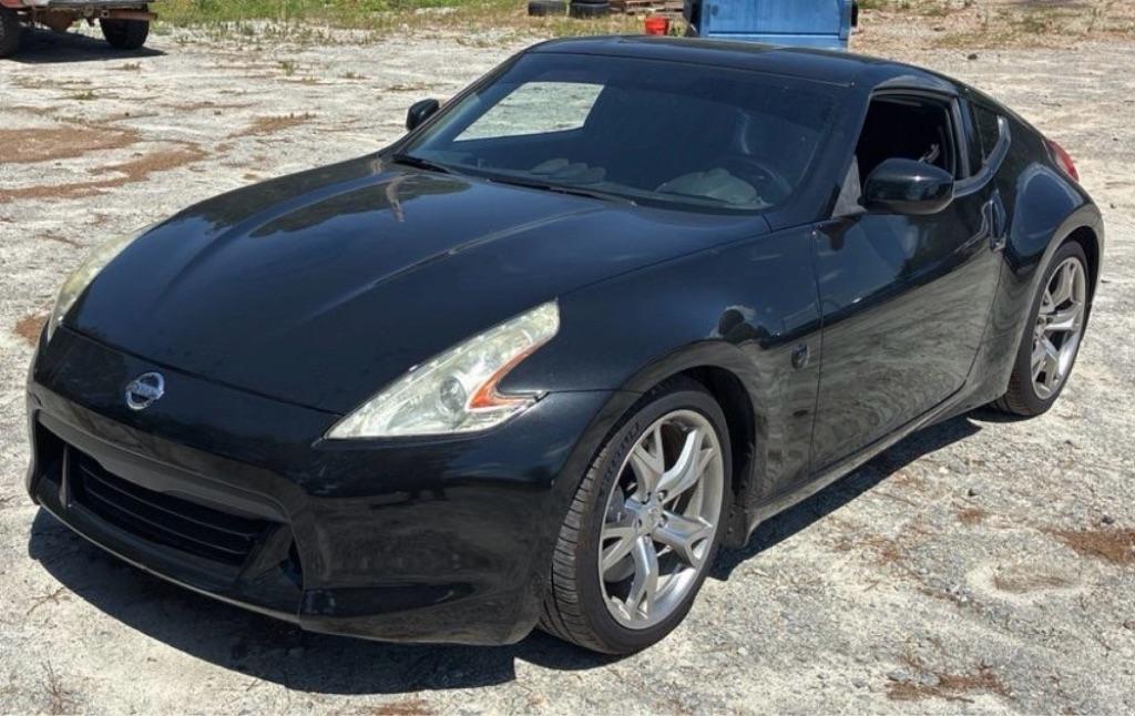 Nissan Z 370Z NISMO Coupe 2010