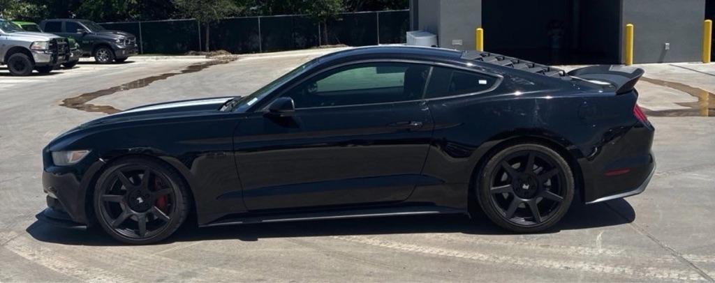 Ford Mustang GT Coupe 2017