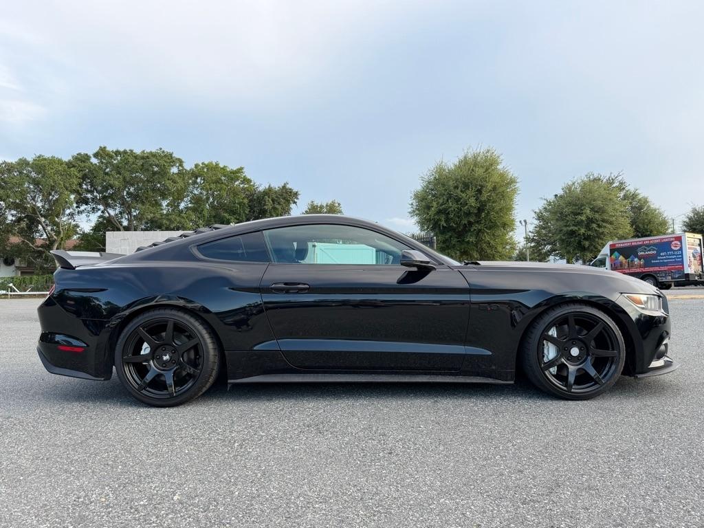 Ford Mustang GT Coupe 2017