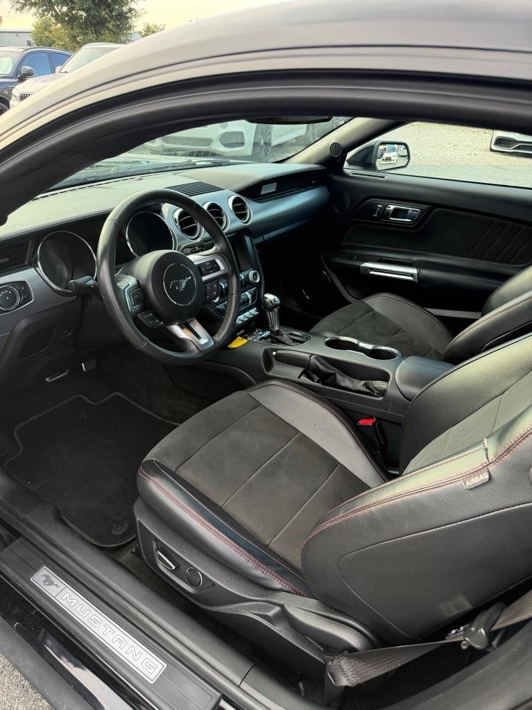 Ford Mustang GT Coupe 2017